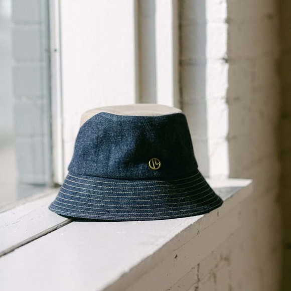 NWT Janessa Leone Everette Two Tone Bucket Hat - Picture 3 of 6